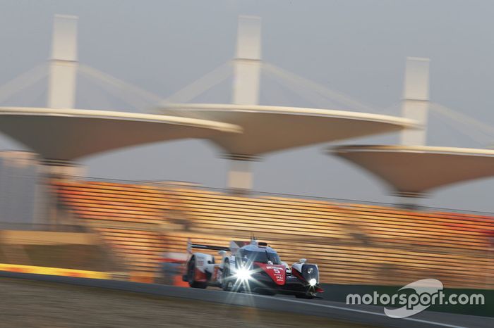 #5 Toyota Racing Toyota TS050 Hybrid: Anthony Davidson, Sébastien Buemi, Kazuki Nakajima