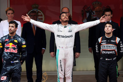 Lewis Hamilton, Mercedes AMG F1 celebrates on the podium with Daniel Ricciardo, Red Bull Racing and