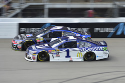 Jamie McMurray, Chip Ganassi Racing Chevrolet, Kasey Kahne, Hendrick Motorsports Chevrolet