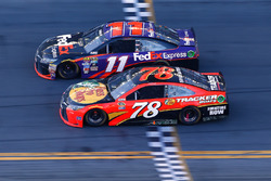 Ganador de la carrera: Denny Hamlin, Joe Gibbs Racing Toyota