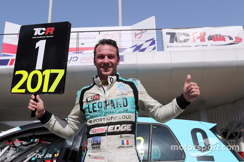 2017 TCR International şampiyonu Jean-Karl Vernay, Leopard Racing Team WRT