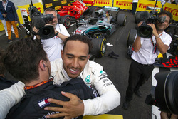 Race winner Lewis Hamilton, Mercedes-AMG F1 celebrates in parc ferme
