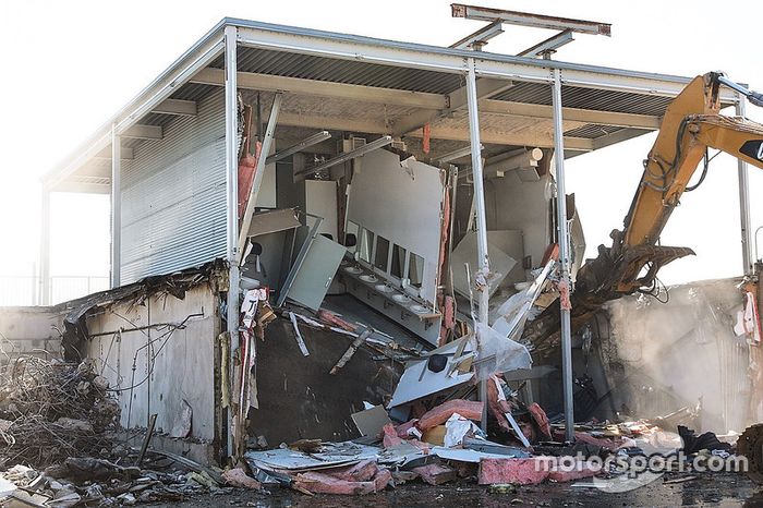 Demolición del Paddock