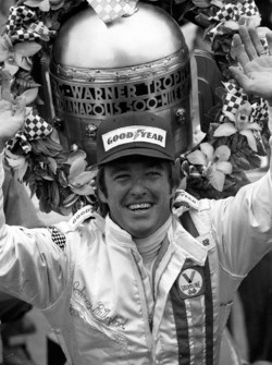 Race winner Johnny Rutherford, McLaren M16C