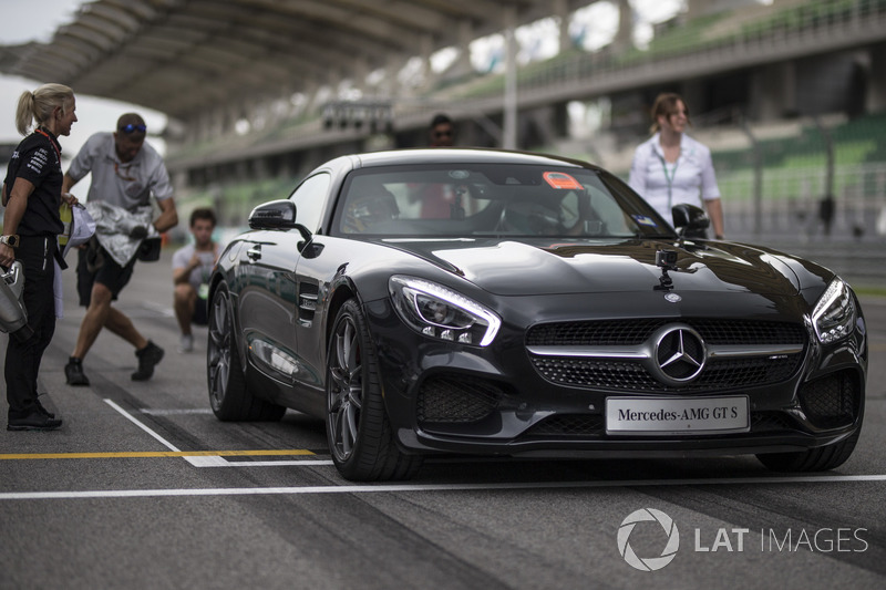 Lewis Hamilton, Mercedes AMG F1 in a Mercedes AMG GTS
