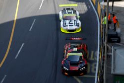 Laurens Vanthoor, Audi Sport Team WRT Audi R8 LMS and Earl Bamber, Manthey Racing Porsche 911 GT3-R