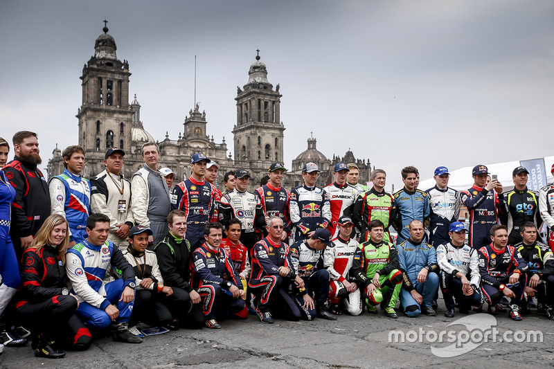 Foto de grupo de pilotos