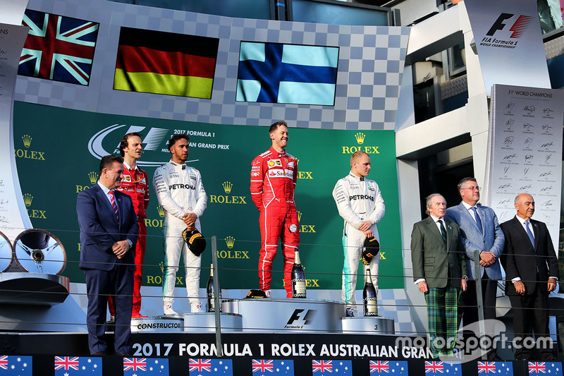 Sebastian Vettel, Ferrari; Lewis Hamilton, Mercedes AMG F1; Valtteri Bottas, Mercedes AMG F1