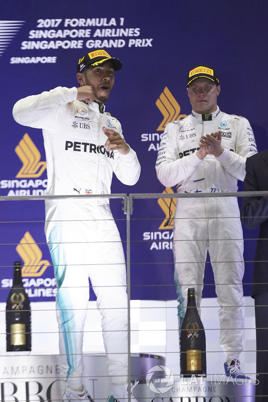 Podium: Race winner Lewis Hamilton, Mercedes AMG F1, third place Valtteri Bottas, Mercedes AMG F1