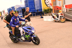 Valentino Rossi, Yamaha Factory Racing