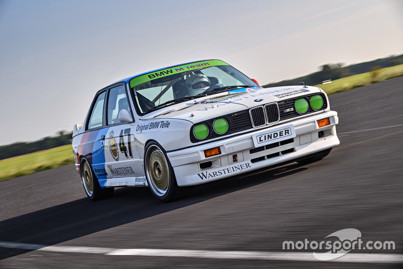 BMW M3 DTM E30