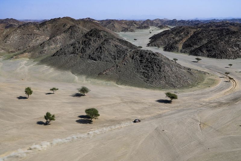 #299 I Dacia Sandriders Dacia: Nasser Al-Attiyah, Fabian Lurquin