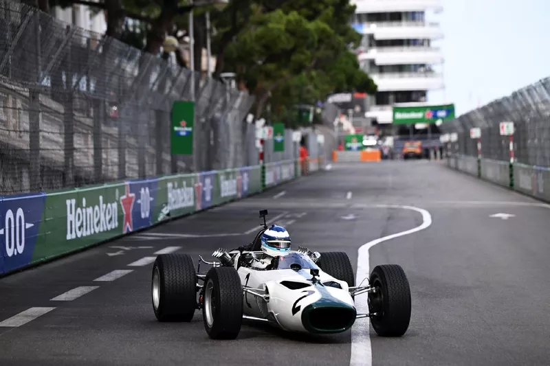 Mika Häkkinen, McLaren M2B