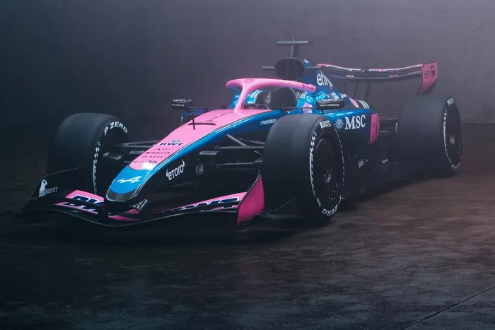زي Alpine A526
