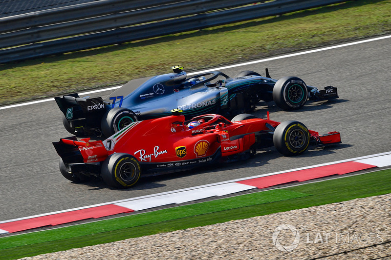 Кімі Райкконен, Ferrari SF71H, Валттері Ботас, Mercedes-AMG F1 W09 EQ Power+