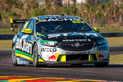 Craig Lowndes, Triple Eight Race Engineering Holden