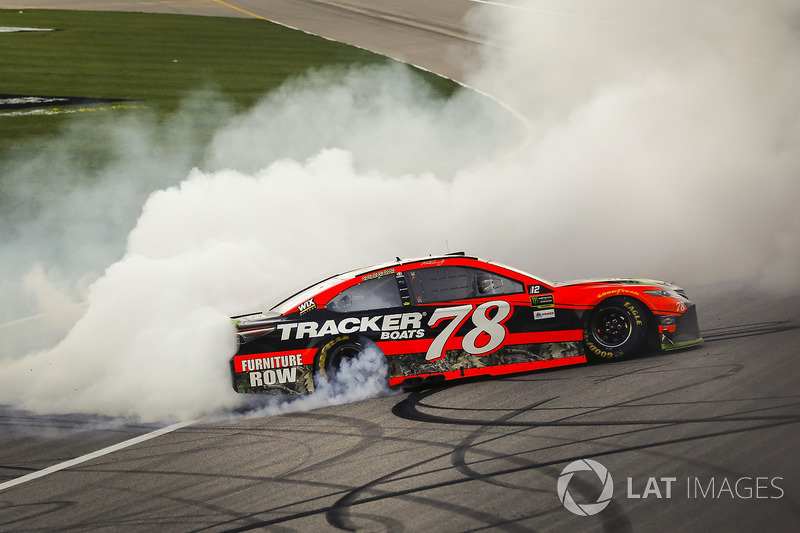 Kansas City (Kansas): Martin Truex Jr. (Funiture-Row-Toyota)
