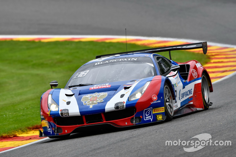 #72 SMP Racing Ferrari 488 GT3: Victor Shaytar, Miguel Molina, Davide Rigon