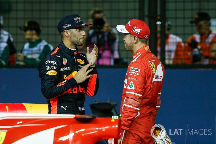 Pole sitter Sebastian Vettel, Ferrari celebra en parc ferme, Daniel Ricciardo, Red Bull Racing