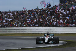 Льюіс Хемілтон, Mercedes AMG F1 W08