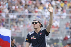 Daniil Kvyat, Scuderia Toro Rosso, in the drivers parade