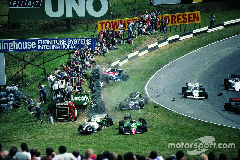 1984 - Accident pour Eddie Cheever, Philippe Alliot, Stefan Johansson, Jo Gartner au premier tour