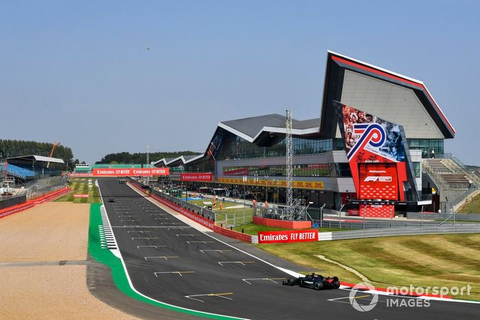 Lewis Hamilton, Mercedes F1 W11