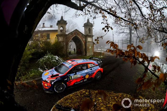 Ott Tänak, Martin Järveoja, Hyundai Motorsport Hyundai i20 Coupe WRC