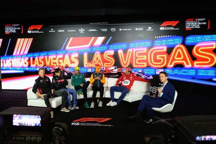 Rueda de prensa, Nico Hulkenberg, Haas F1 Team,Guanyu Zhou, Alfa Romeo F1 Team,Fernando Alonso, Aston Martin F1 Team,Lando Norris, McLaren,Carlos Sainz, Ferrari