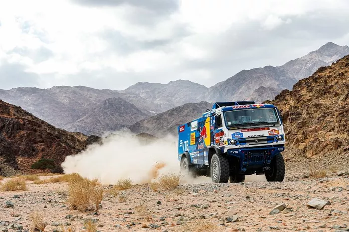 #511 Team KAMAZ Master: Andrey Karginov, Andrey Mokeev, Igor Leonov