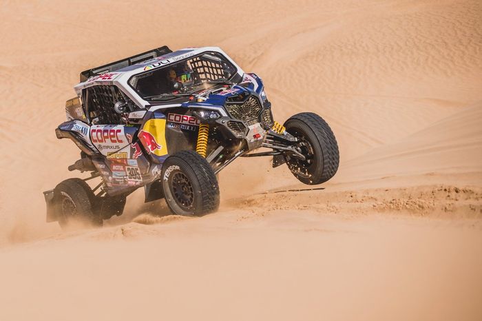 #305 EKS - South Racing: Francisco Lopez Contardo, Juan Pablo Latrach Vinagre