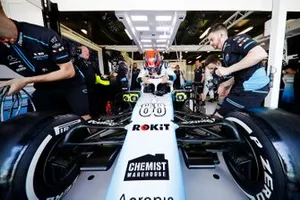 Robert Kubica, Williams Racing, s'installe dans sa Williams