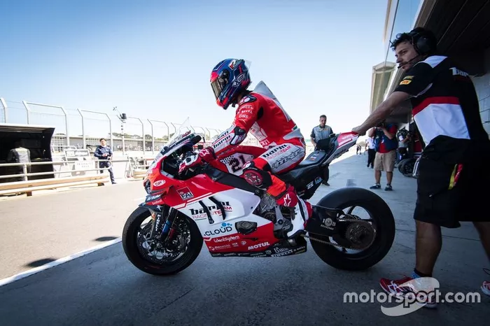 Michael Ruben Rinaldi, BARNI Racing Team, nei box