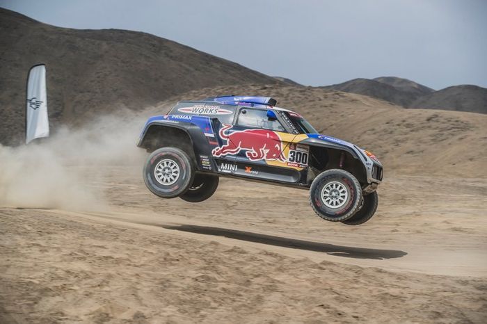 #300 X-Raid Mini JCW Team: Carlos Sainz, Lucas Cruzä