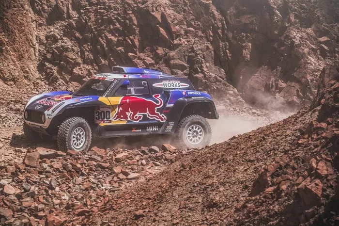 #300 X-Raid Mini JCW Team: Carlos Sainz, Lucas Cruz