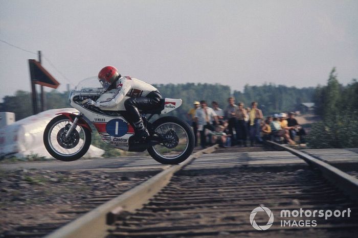Campeón del mundo de 500cc en 1967*
