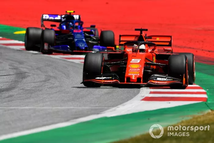Sebastian Vettel, Ferrari SF90, Alexander Albon, Toro Rosso STR14