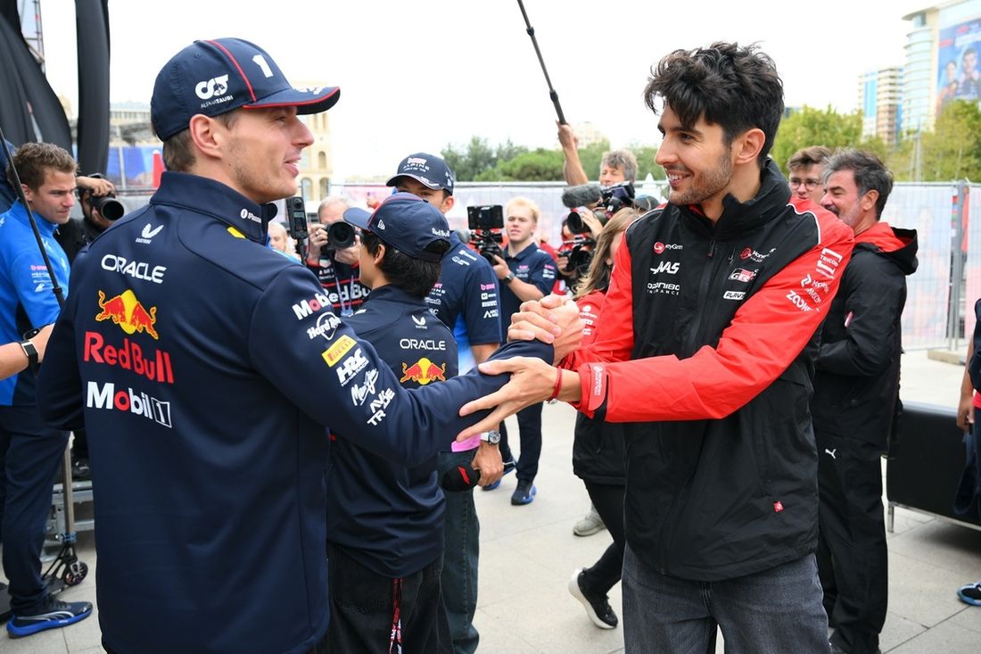 Max Verstappen, Red Bull Racing, Esteban Ocon, Haas F1 Team