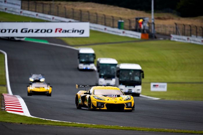 #33 TF Sport Corvette Z06 LMGT3.R: Ben Keating, Jonny Edgar, Daniel Juncadella