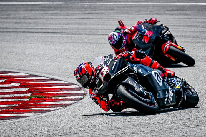 Maverick Viñales, Aprilia Racing