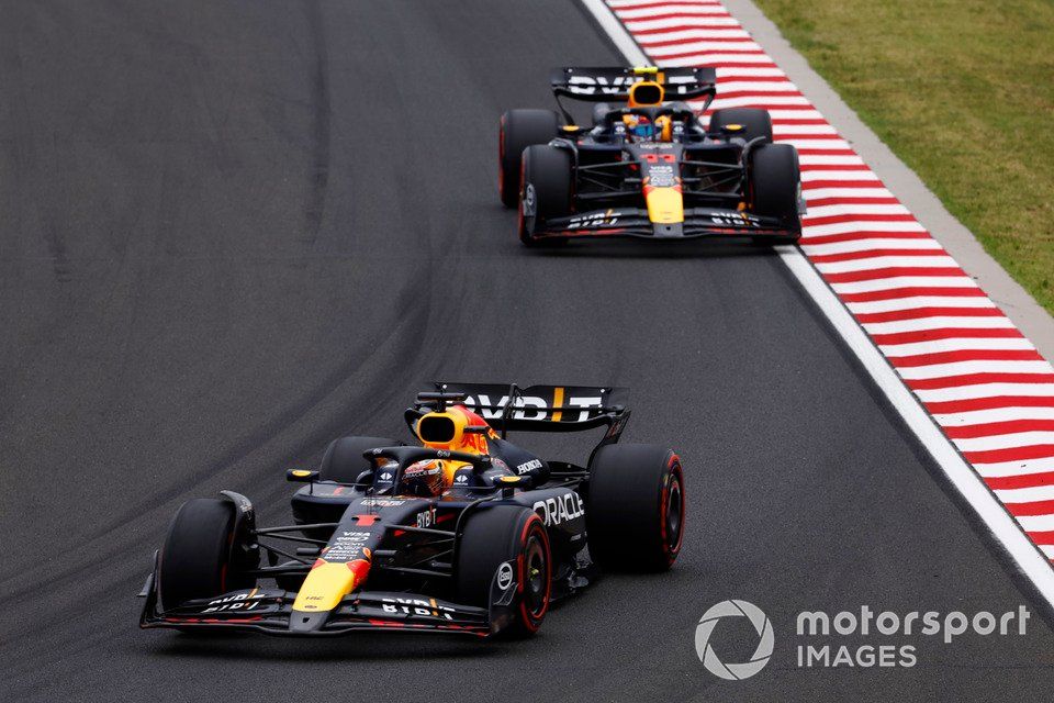 Max Verstappen, Red Bull Racing RB20, Sergio Pérez, Red Bull Racing RB20