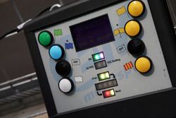 Oficiales prenden el sistema de advertencias