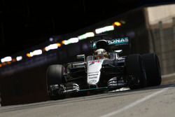 Lewis Hamilton, Mercedes AMG F1 W07 Hybrid