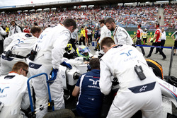 Felipe Massa, Williams FW38 en la parrilla