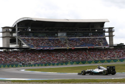 Льюіс Хемілтон, Mercedes AMG F1 W07 Hybrid