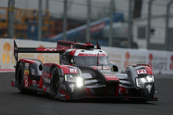 #8 Audi Sport Team Joest, Audi R18 e-tron quattro: Lucas di Grassi, Loic Duval, Oliver Jarvis