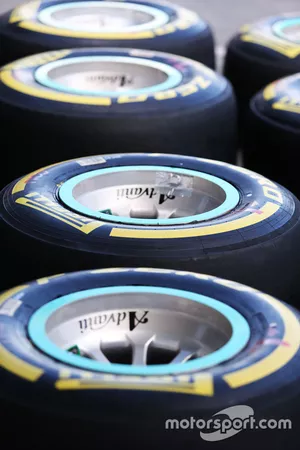 Pirelli tyres