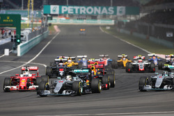 Lewis Hamilton, Mercedes AMG F1 W07 Hybrid leads at the start of the race