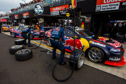 Jamie Whincup, Paul Dumbrell, Triple Eight Race Engineering, Holden; Shane van Gisbergen, Alexander