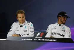 Пресс-конференция: Льюис Хэмилтон, Mercedes AMG F1 Team и Нико Росберг, Mercedes AMG F1 Team